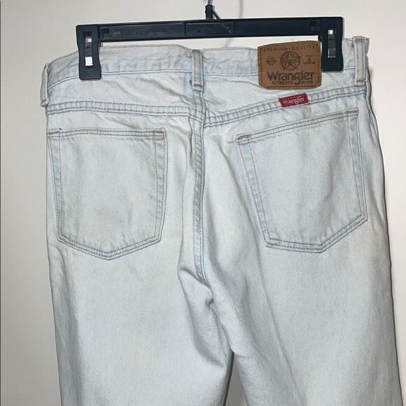 Wrangler Men's Light Blue Jeans - Picture 6 of 10